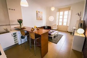 Hotel Holidays2Malaga City Center Apartments